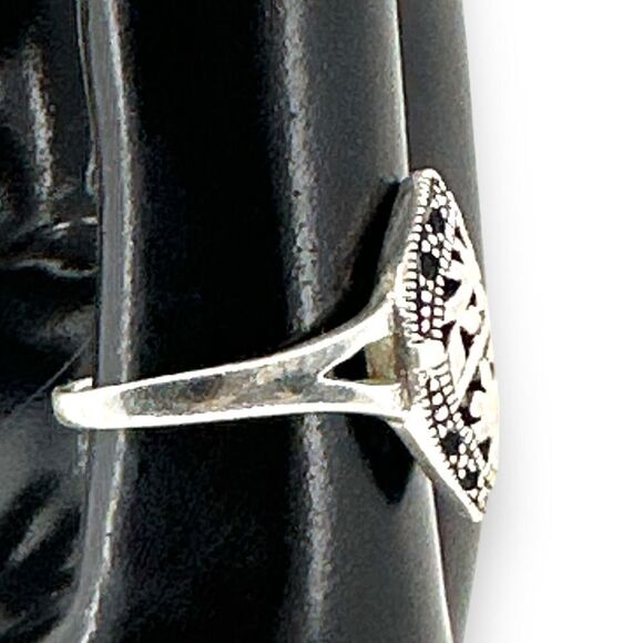 925 Sterling Silver Ring size 7 & 3/4 floral open design statement ring - Picture 4 of 9